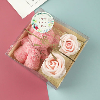 Romantische Geschenkbox mit Seifenrosen und Kuschelbär – Perfekt für besondere Anlässe - ❤️Princess Store❤️